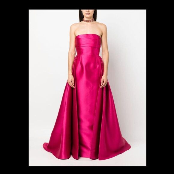 Like NEW SOLACE LONDON TIFFANY GOWN in CERISE - Picture 7 of 8